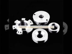 Металлические детали на заказ CNC с поверхностной отделкой Ra 0.1